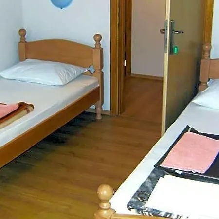 Gasthof Pansion Pero Elez