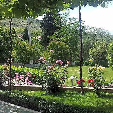 Pansion Pero Elez 3* Međugorje