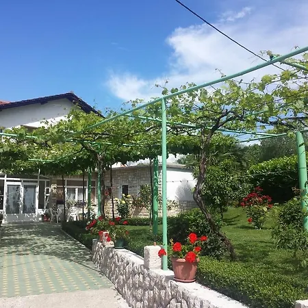 بيت ضيافة Pansion Pero Elez Međugorje